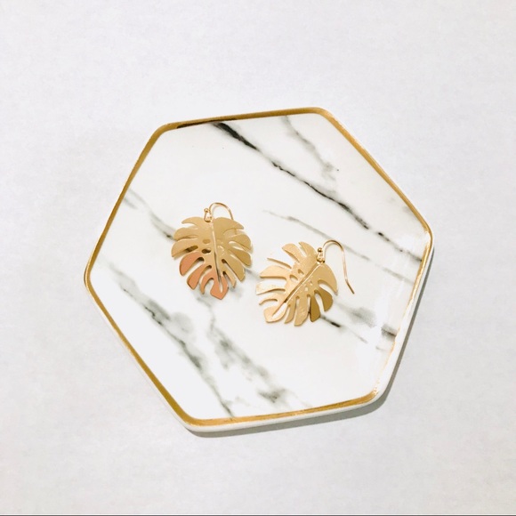 GOLDEN PALM LEAF TROPICAL DROP EARRINGS 1.25” - Picture 6 of 8